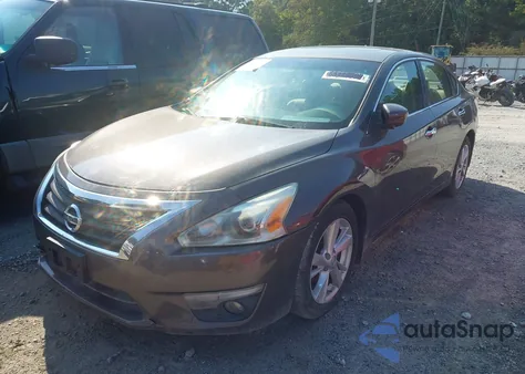 2015 Nissan Altima 2.5 Sv from USA, damaged, VIN 1N4AL3AP3FC250547